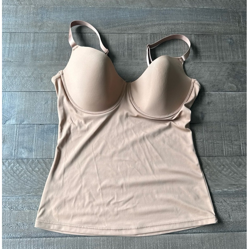 Delta Burke Women's Delta Smooth Shaping Camisole with Built-In Underwire Sz 1X